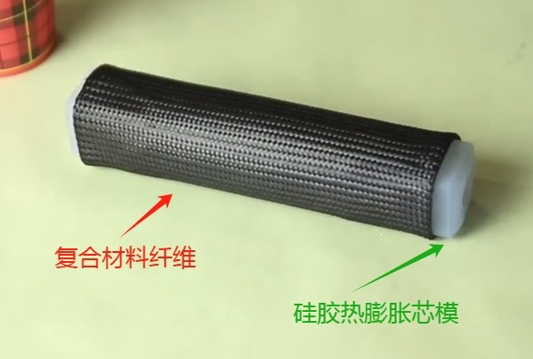 定制化時代如何選擇碳纖維復合材料成型工藝中用的硅橡膠？